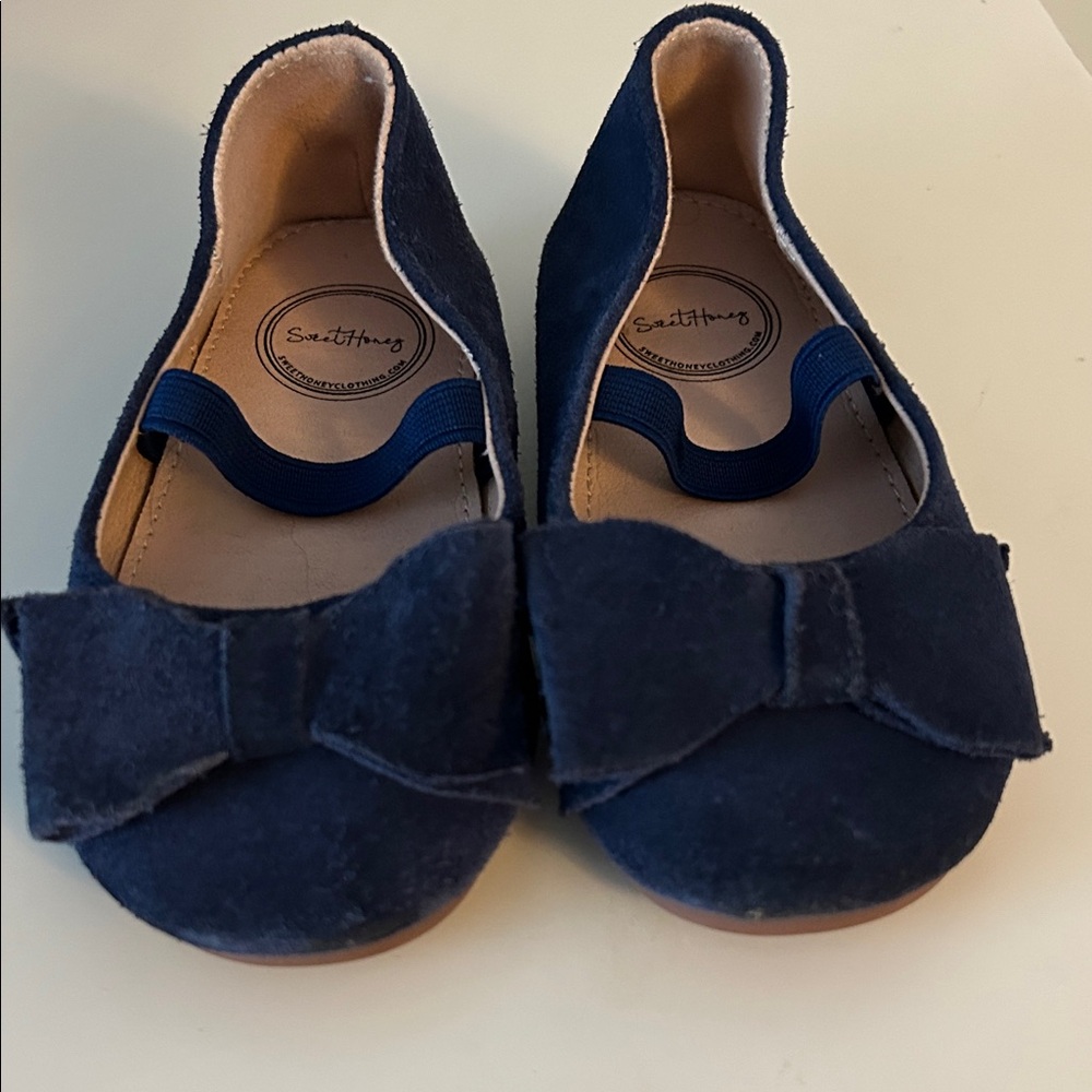 SweetHoney Kids Dress Shoes in Navy with Bow